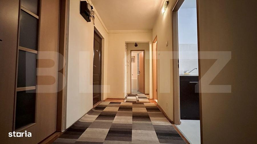 Apartament cu 3 camere decomandat în Decebal