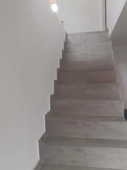Casă cu 4 camere în Clucereasa