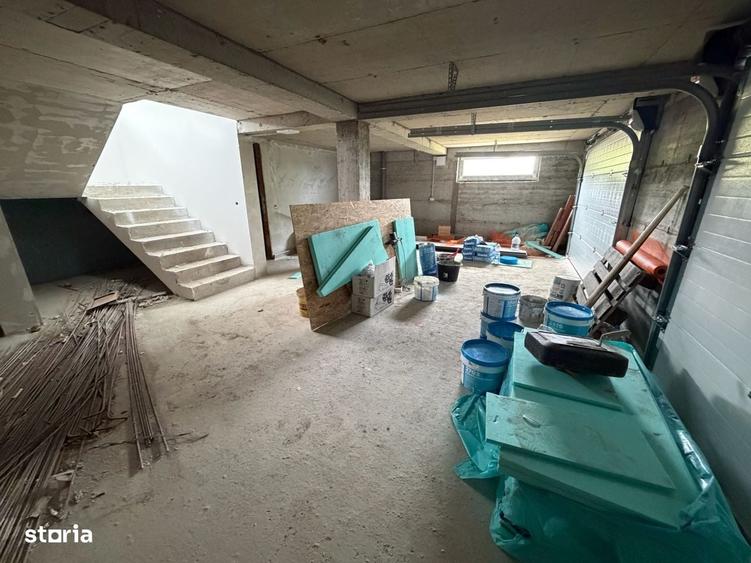 Casă cu 4 camere în Ștrand