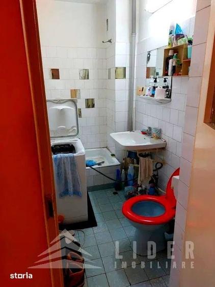 Apartament cu 4 camere decomandat în Gruia — fotografia 1