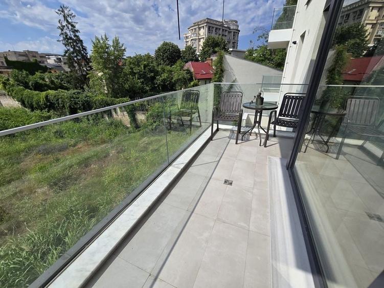 Apartament cu 2 camere decomandat în Unirii