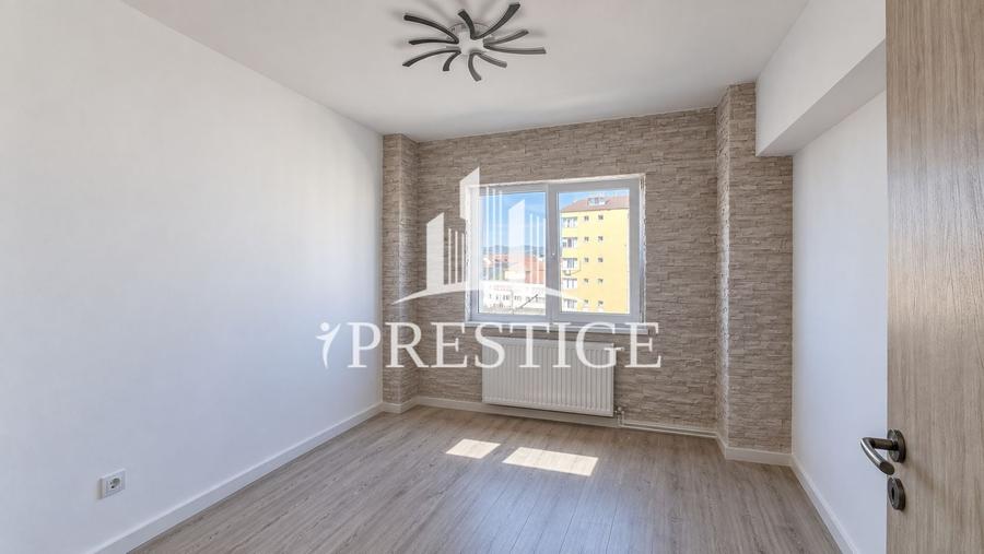 Apartament cu 3 camere decomandat în Mihai Viteazul