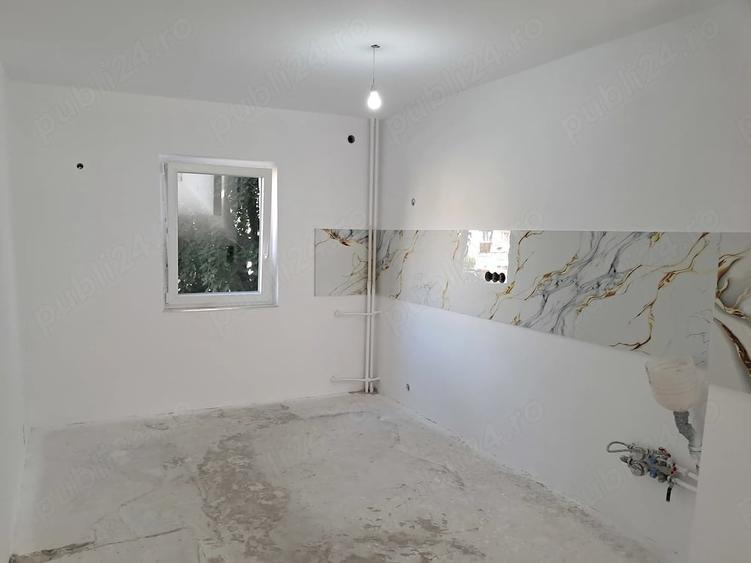 Apartament cu 3 camere decomandat în Decebal