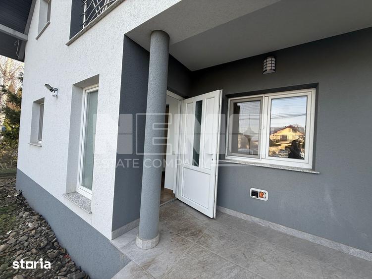 Casă cu 5 camere cu Teren 500 Mp în Central