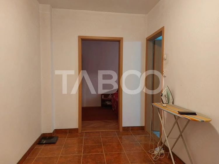 Apartament cu 2 camere decomandat în Mihai Viteazul