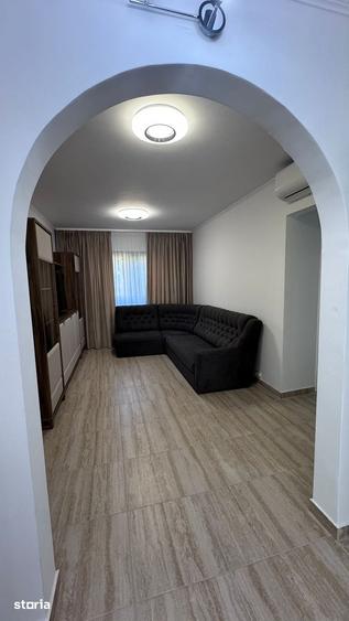 Apartament cu 4 camere semidecomandat în Central