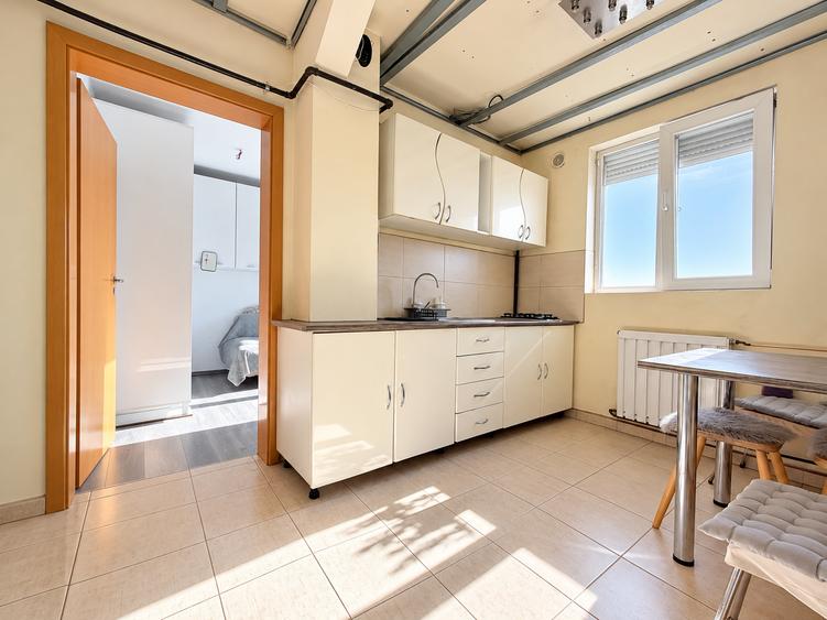 Apartament cu 3 camere decomandat în Șagului