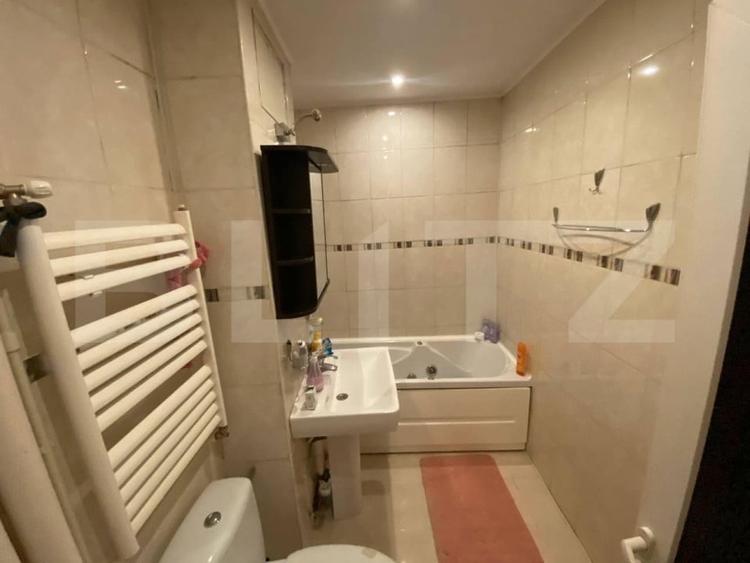 Apartament cu 3 camere decomandat, mobilat în Gară