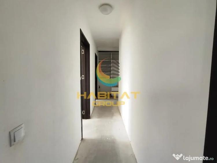 Apartament cu 3 camere decomandat în Exterior Vest