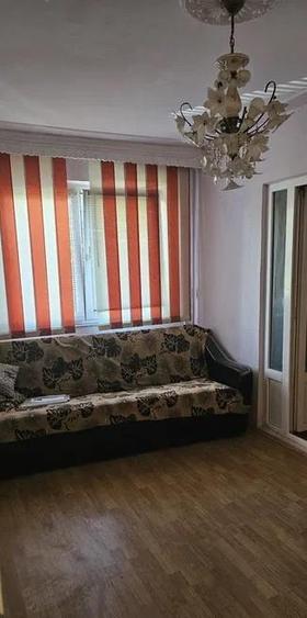 Apartament cu 2 camere nedecomandat în Primăverii