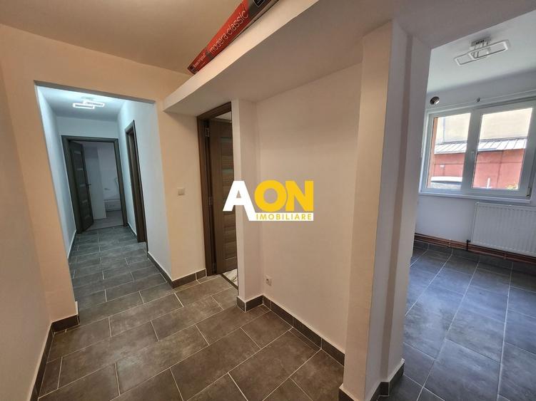 Apartament cu 2 camere decomandat, mobilat în Central