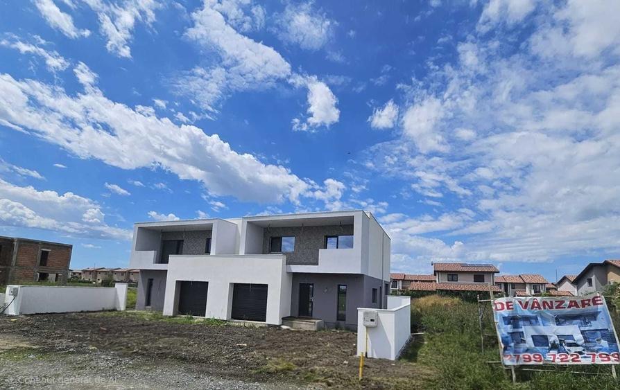 Casă cu 4 camere în Săcălaz