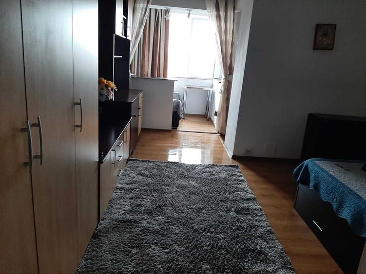 Garsonieră semidecomandată în Berceni