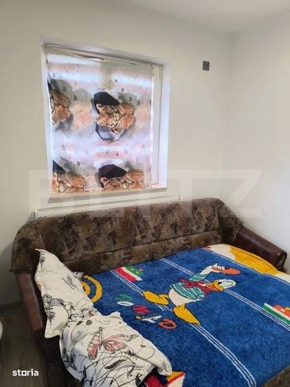 Apartament cu 3 camere semidecomandat în Cuzdrioara