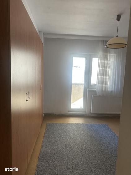 Apartament cu 3 camere decomandat în Ultracentral
