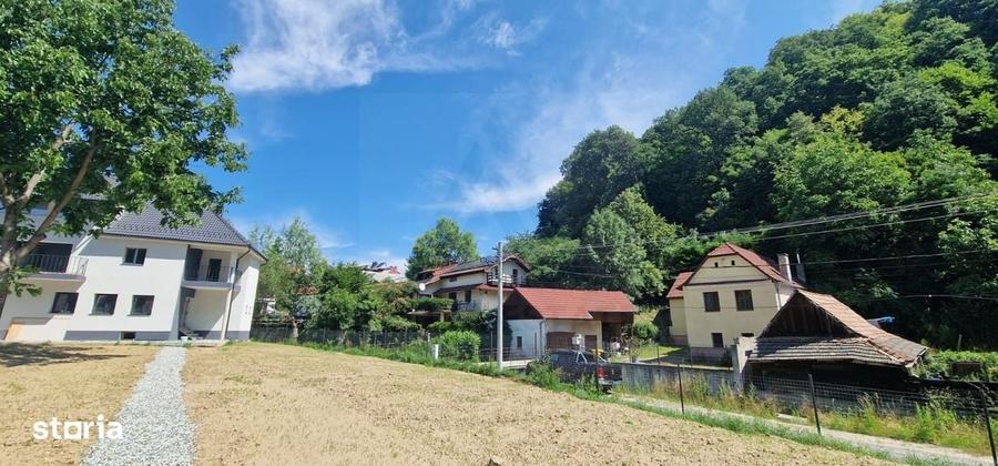 Casă cu 4 camere în Cisnădioara