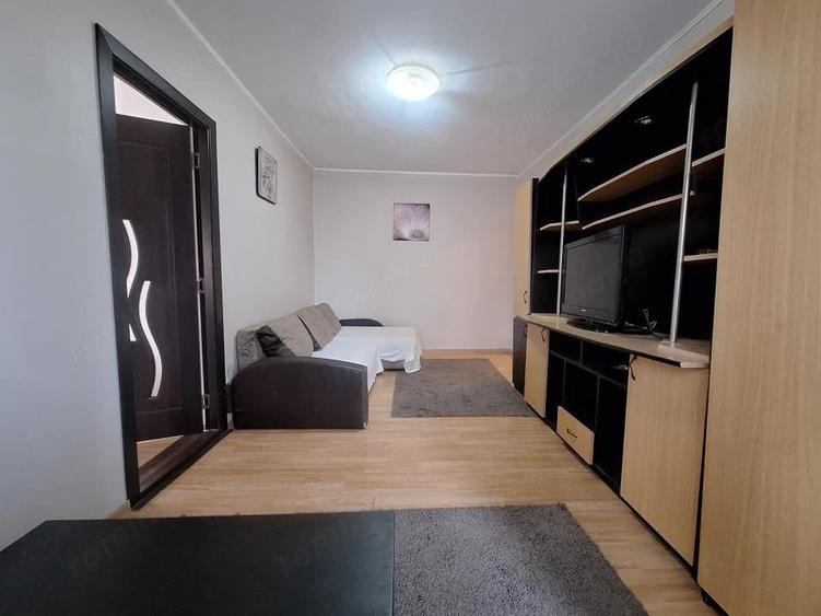 Apartament cu 2 camere semidecomandat în Dacia