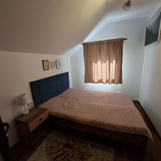 Casă cu 4 camere cu Canalizare în Lepșa