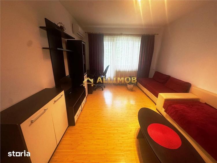Apartament cu 2 camere decomandat în Republicii