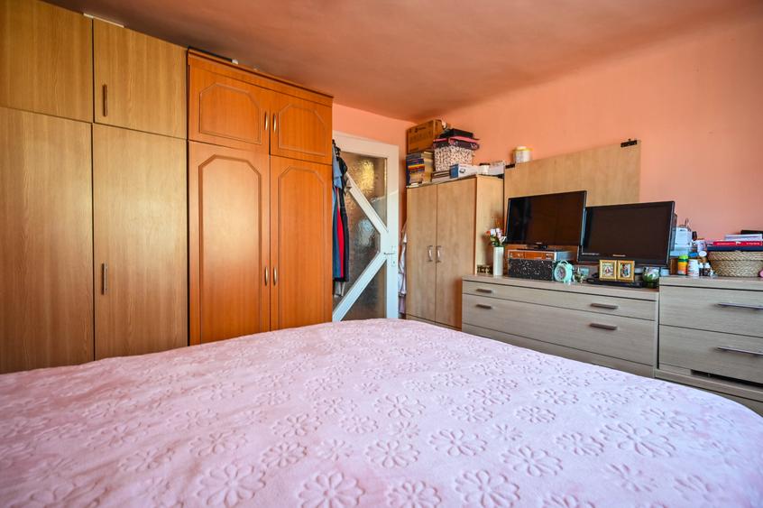 Casă individuală cu 2 camere cu Canalizare în Schei