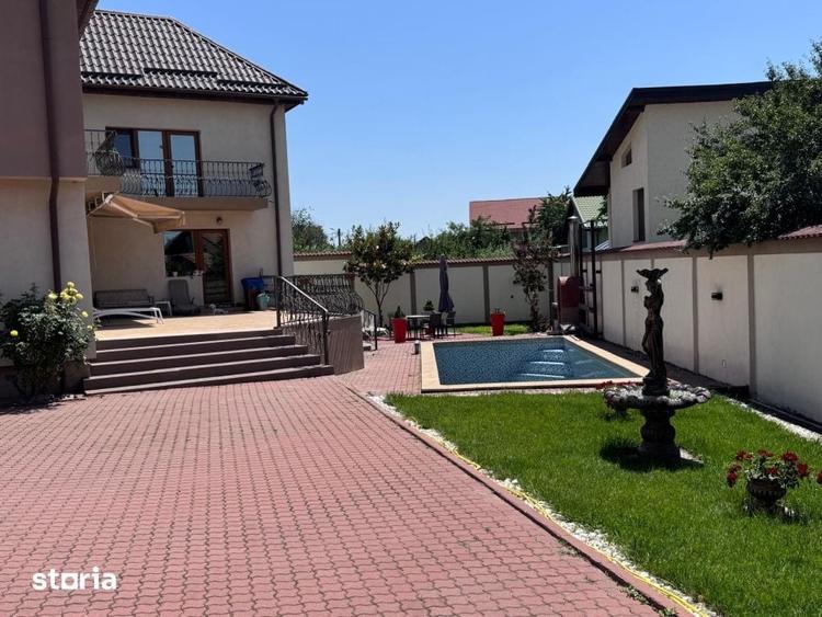 Casă cu 6 camere cu Teren 585 Mp în Bordei