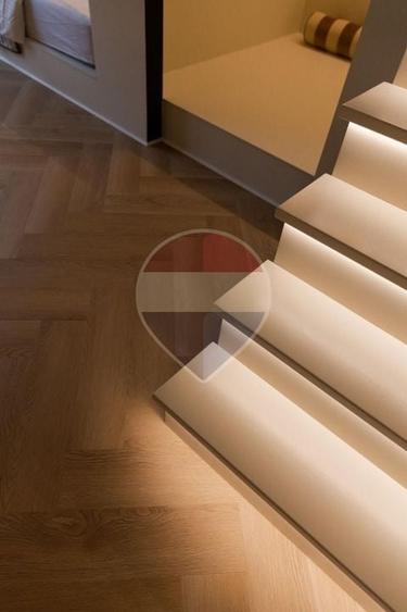 Apartament cu 3 camere decomandat, mobilat în Central