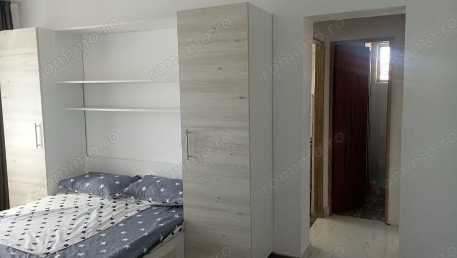 Garsonieră decomandată în Județean