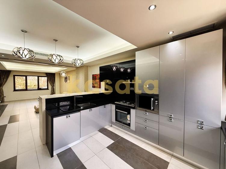 Apartament cu 3 camere decomandat, mobilat în Moșilor