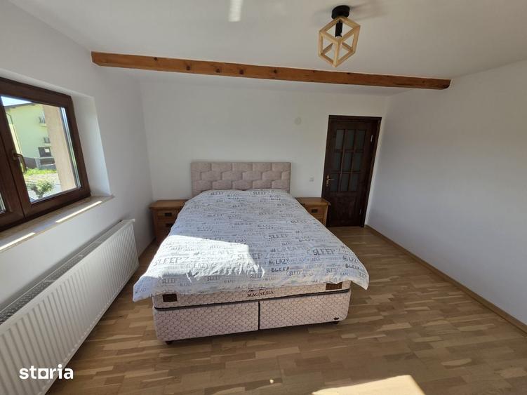 Casă cu 4 camere cu Teren 800 Mp în Stupini