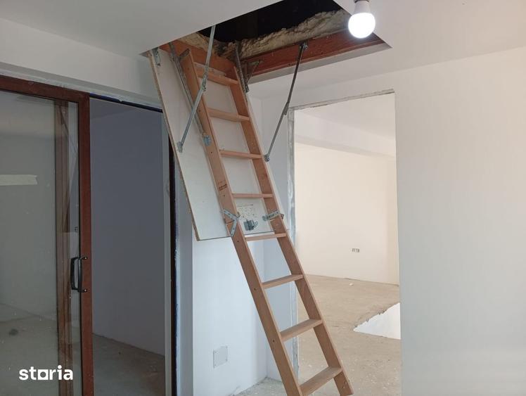 Casă cu 6 camere cu Teren 565 Mp în Central