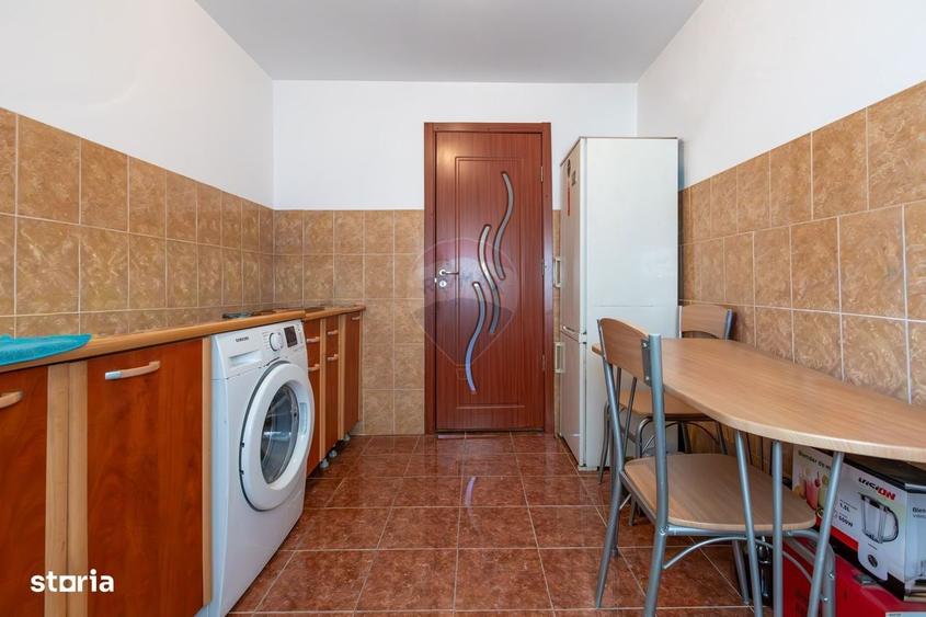 Casă cu 4 camere în Hemeiuș