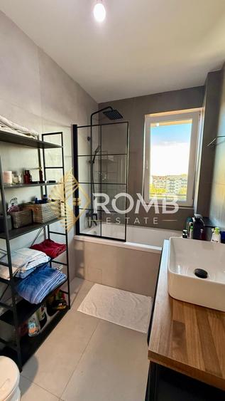 Apartament cu 2 camere semidecomandat, mobilat în Florești