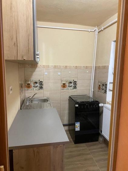 Garsonieră decomandată în Lipovei