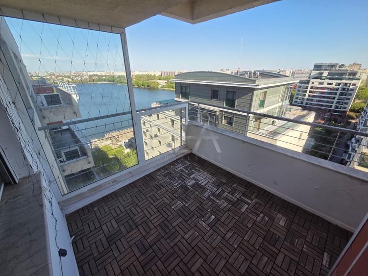 Apartament cu 3 camere decomandat, mobilat în Tei