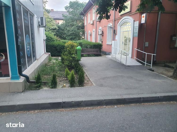 Spațiu comercial, de 190 mp, în Aleea Trandafirilor