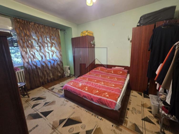 Casă individuală cu 5 camere cu Canalizare în Doamna Ghica