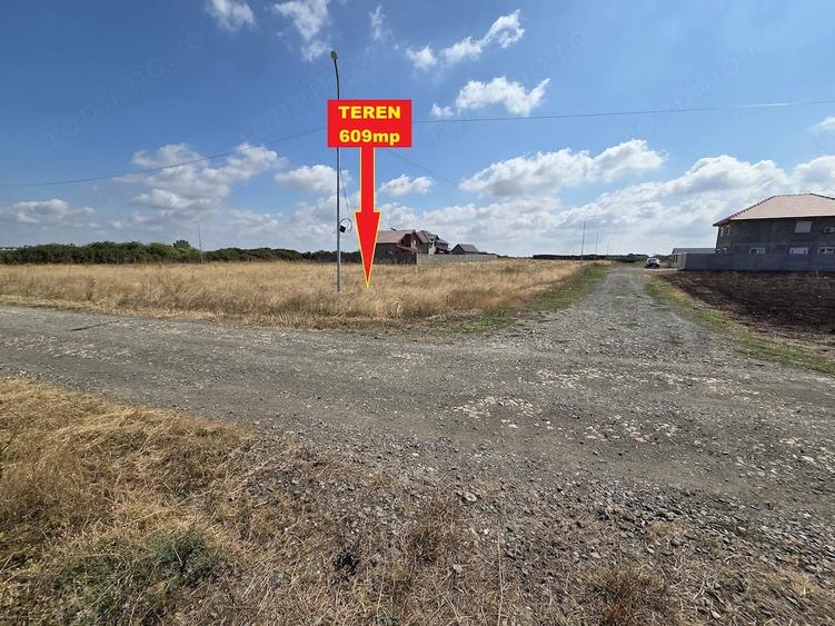 Teren de 609 mp, în Remetea Mare