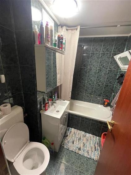 Apartament cu 3 camere decomandat în Rahova