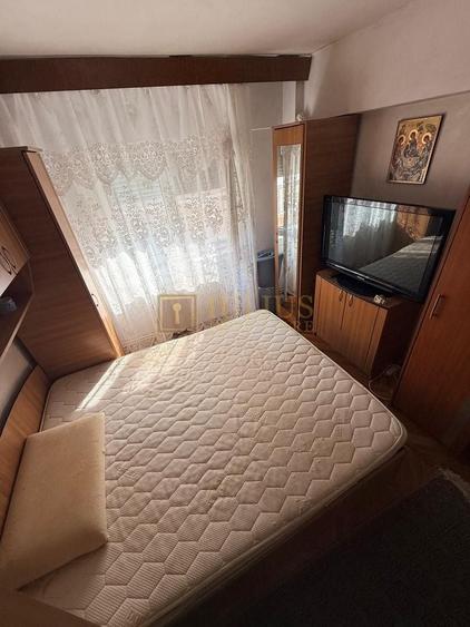 Apartament cu 3 camere decomandat, mobilat în Complex Studențesc
