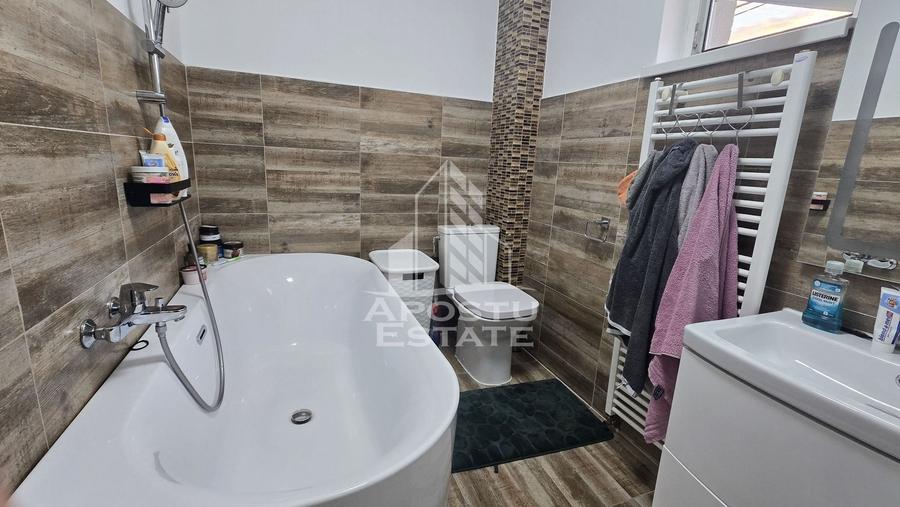 Duplex cu 4 camere cu Canalizare în Dumbrăvița
