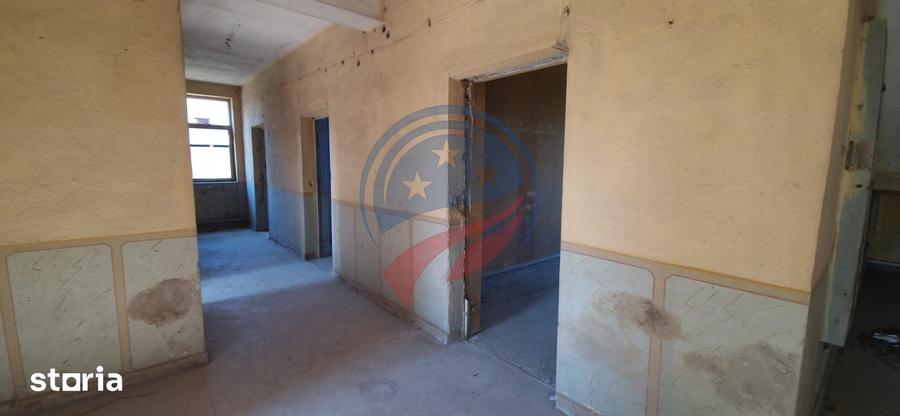 Spațiu comercial, de 721 mp, în Sud