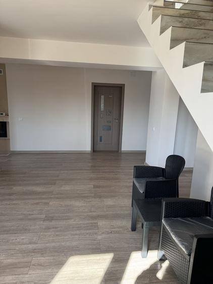 Casă cu 4 camere în Tâmpa
