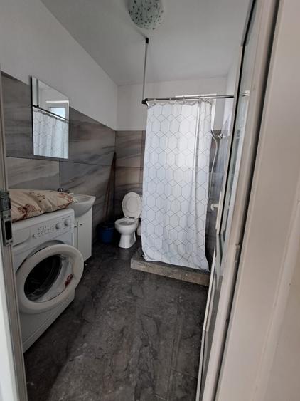 Garsonieră semidecomandată în Dobroești
