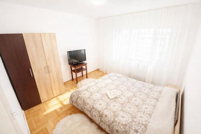 Apartament cu 2 camere decomandat, mobilat în Județean