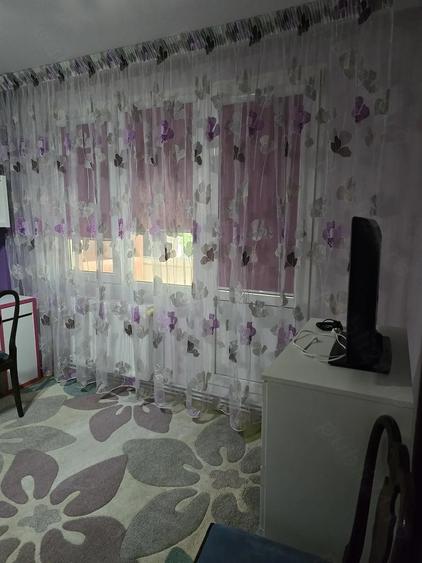 Apartament cu 2 camere decomandat în Drumul Taberei