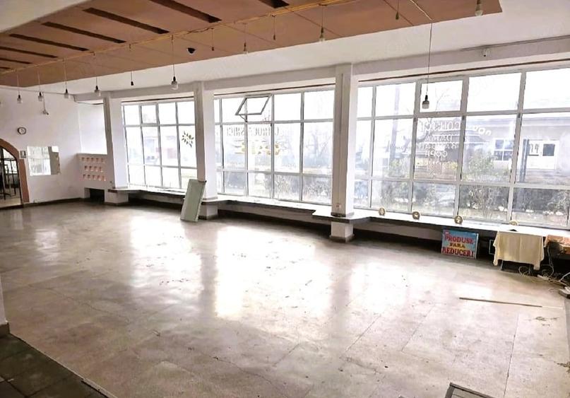 Spațiu comercial, de 270 mp, în Central