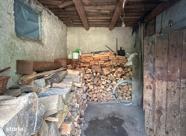 Casă cu 4 camere în Caraclău