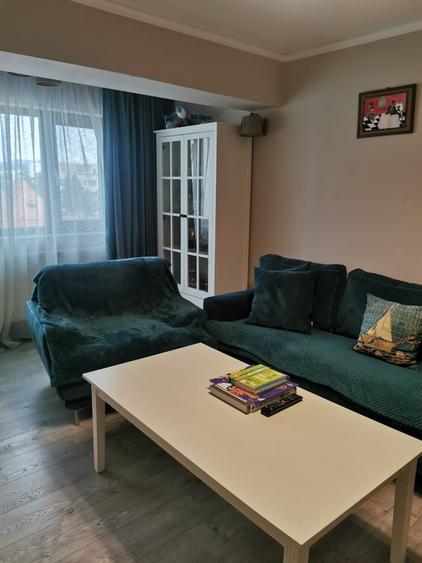 Apartament cu 3 camere decomandat în Traian