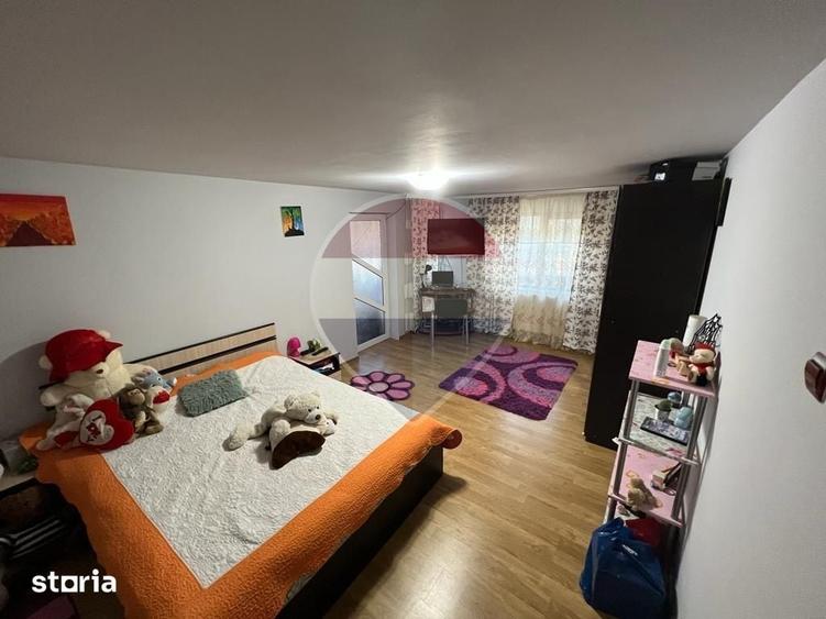 Casă cu 4 camere cu Teren 1256 Mp în Breaza