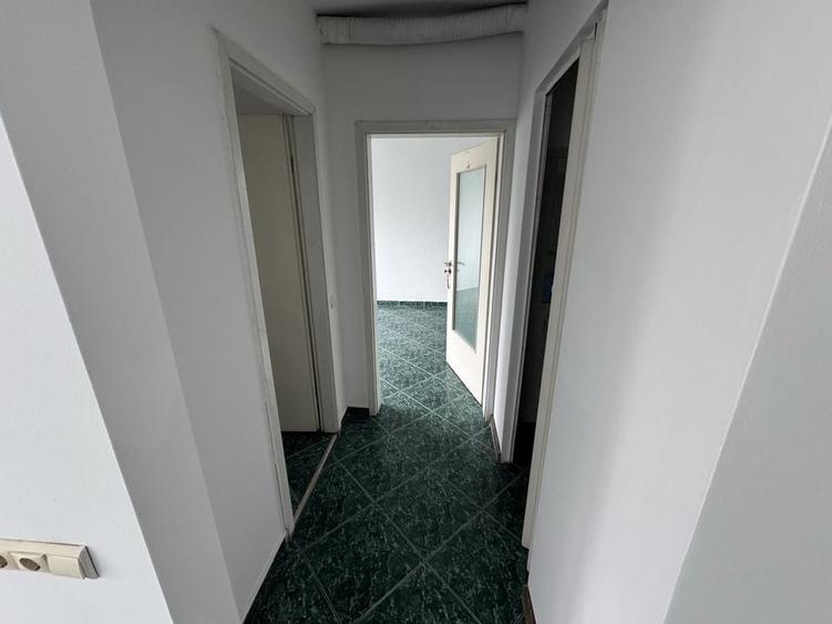 Spațiu comercial, de 60 mp, în Hărmanului